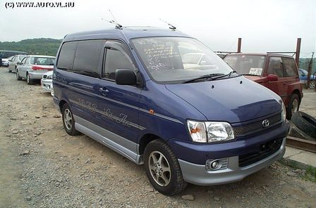 Toyota Lite Ace Noah